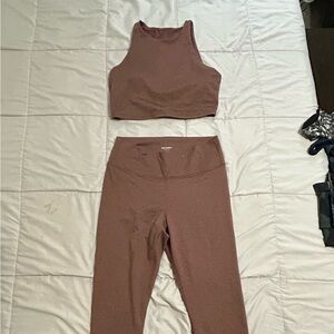 Old Navy Women's Mauve Leggings Set
